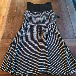 AB Studio Black & White Striped Fit & Flare Sleeveless Dress Size 16